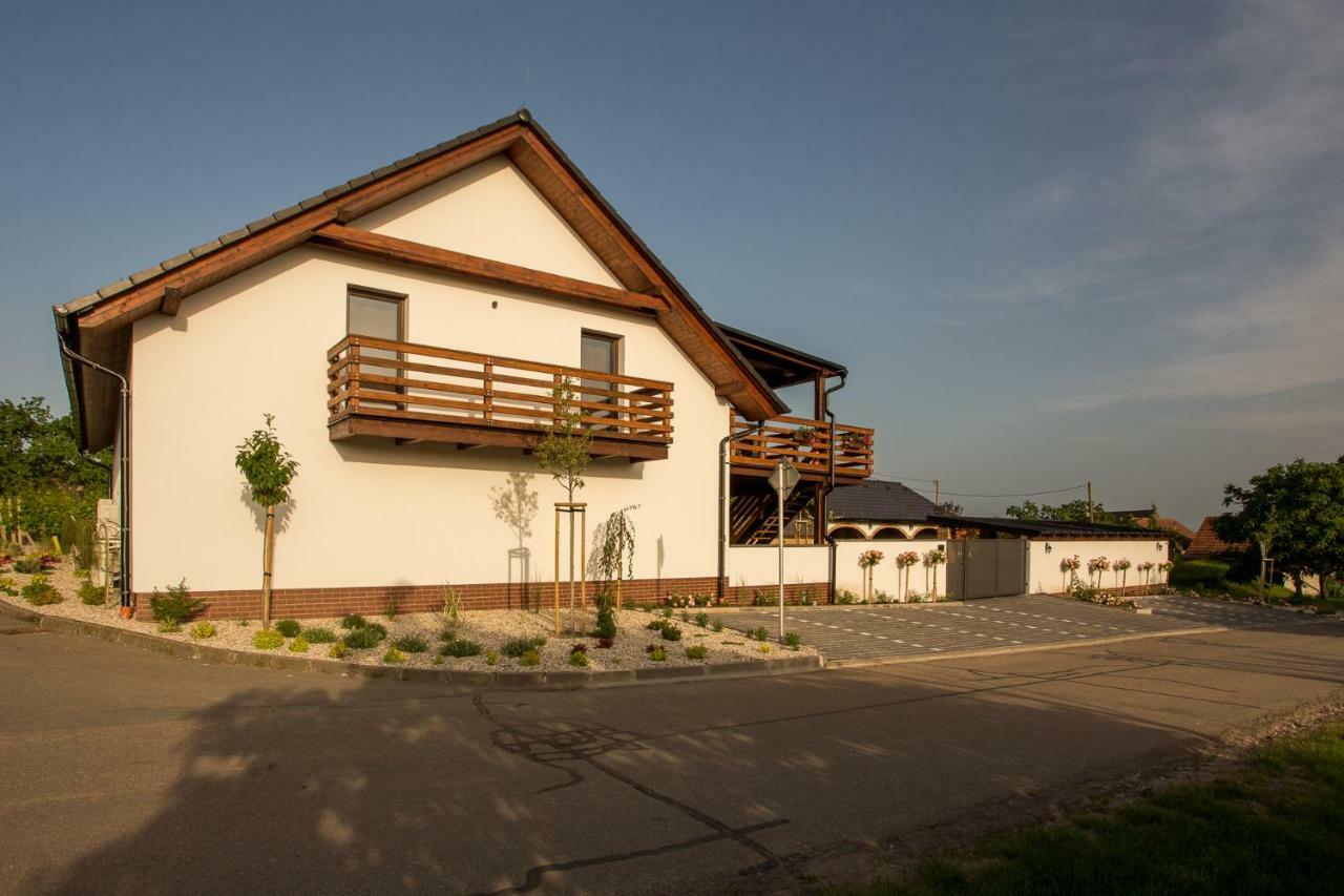 Apartmany Pod Palavou Starovicky Экстерьер фото