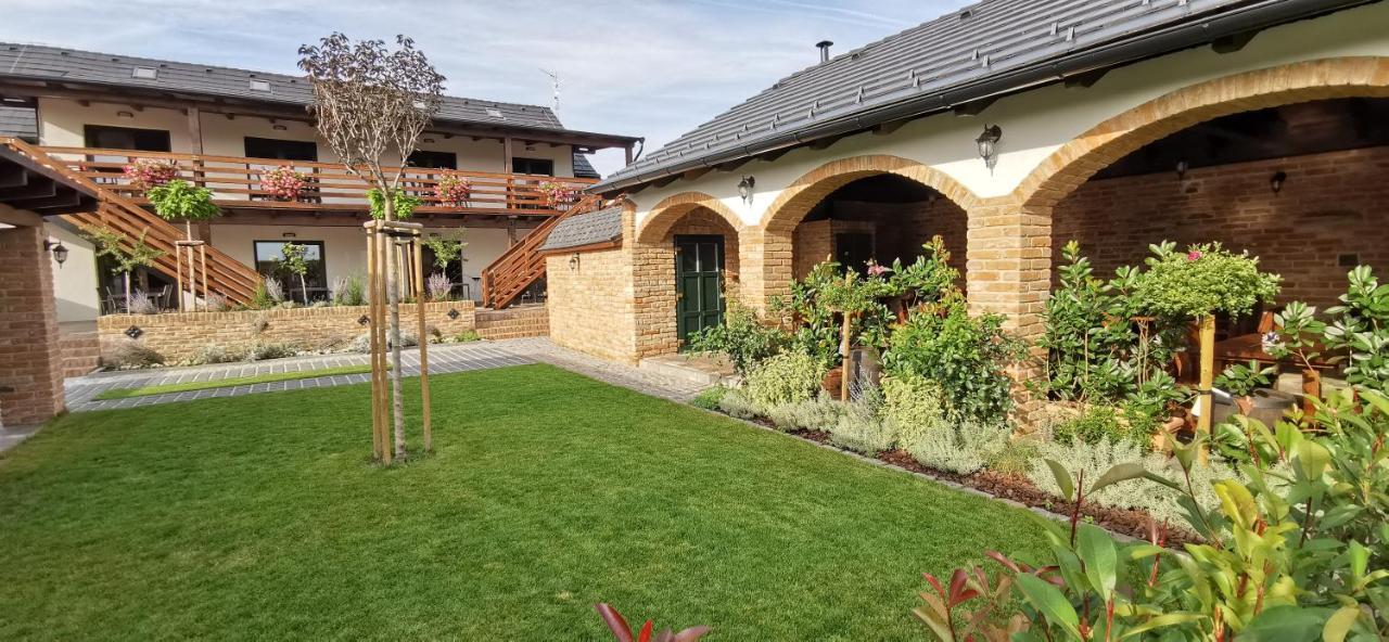 Apartmany Pod Palavou Starovicky Экстерьер фото